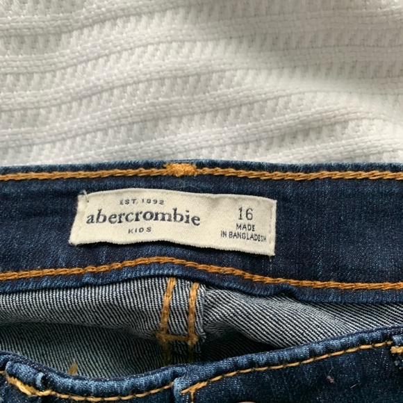 abercrombie jeans for kids, size 16 - Picture 3 of 3